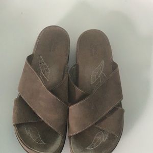 Bass sunjuns sandals